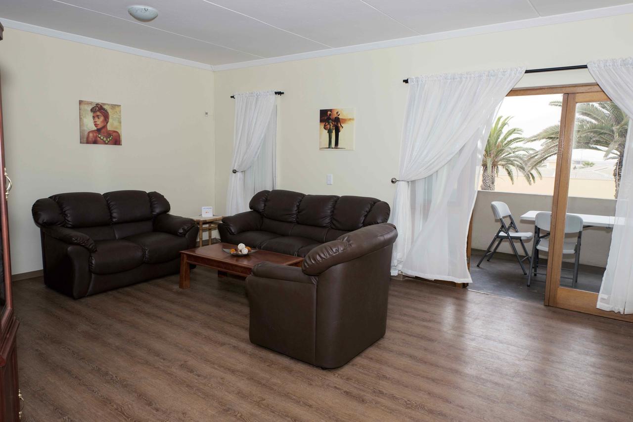 Good Times Self Catering Apartments Swakopmund Eksteriør bilde